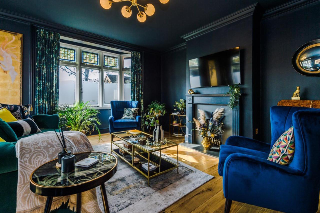 Exquisite Home In Windsor By Casa By Grace, Near Legoland, Perfect For Large Groups, Pet Friendly, Free Parking, Sleeps 7-9! Εξωτερικό φωτογραφία
